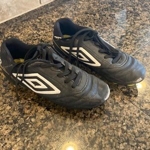 Size 2 cleats! Ready for soccer season! ⚽️